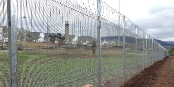 Razor wire & security fence